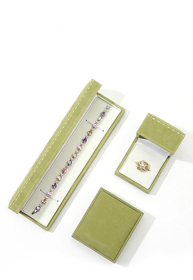 Hubei Box Collection